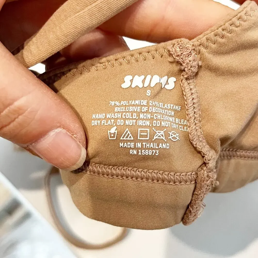 SKIMS Fits Everybody Scoop Bra Bralette Nude Tan Small - Picture 3 of 4